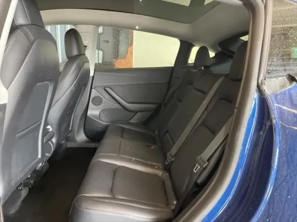 2022 Tesla Model Y Long Range Dual Motor All-Wheel Drive - Image 7
