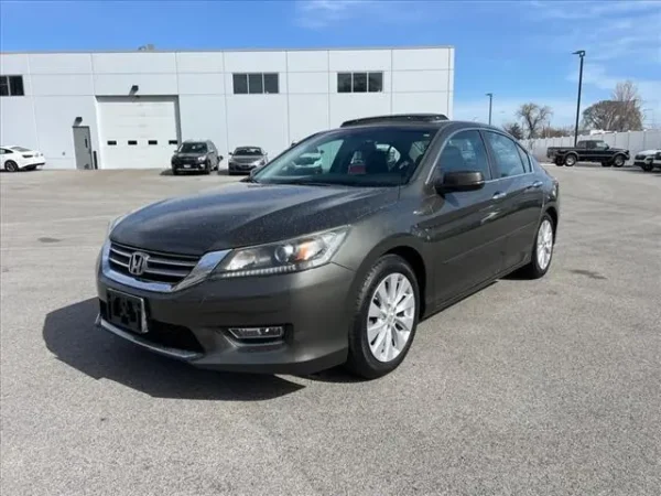 2013 Honda Accord EX-L - Image 3