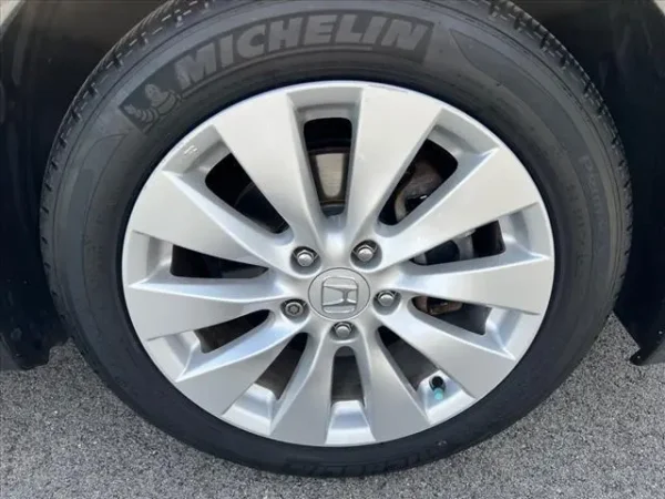 2013 Honda Accord EX-L - Image 6
