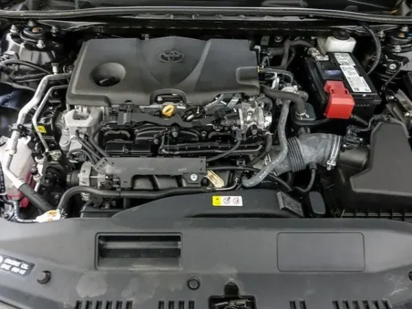 2022 Toyota Camry SE - Image 8