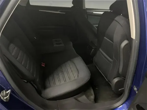 2016 Ford Fusion SE - Image 6