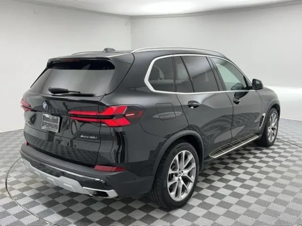 2024 BMW X5 xDrive40i - Image 3