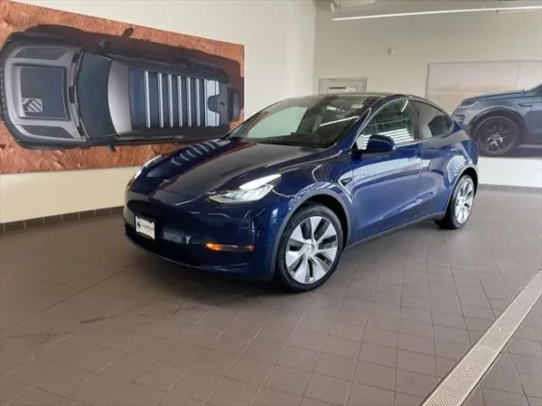 2022 Tesla Model Y Long Range Dual Motor All-Wheel Drive
