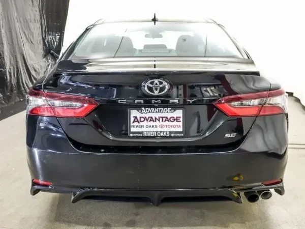 2022 Toyota Camry SE - Image 2