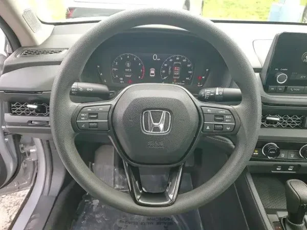 2023 Honda Accord EX - Image 6