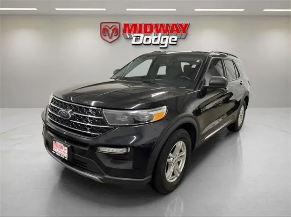 2021 Ford Explorer XLT - Image 2
