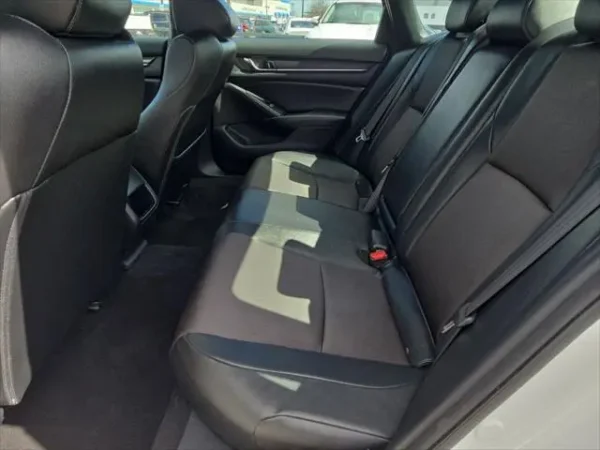 2019 Honda Accord Sport - Image 9