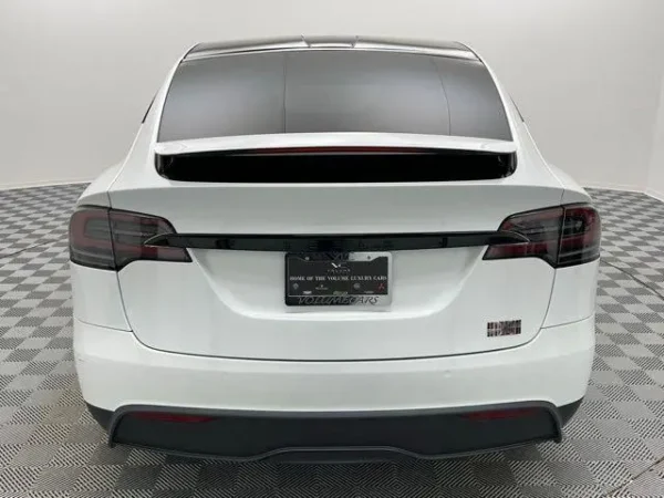 2022 Tesla Model X Plaid Tri Motor All-Wheel Drive - Image 5