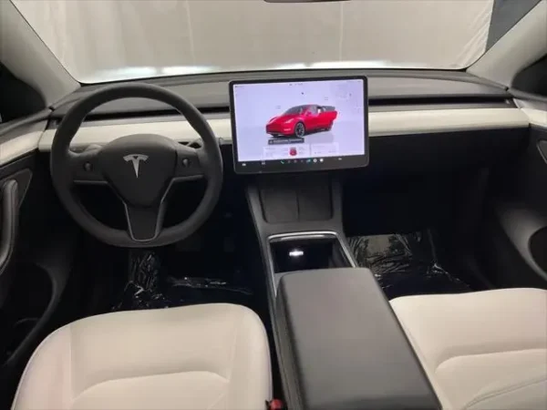2024 Tesla Model Y Long Range Dual Motor All-Wheel Drive - Image 6