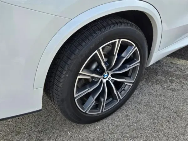 2021 BMW X5 xDrive40i - Image 5